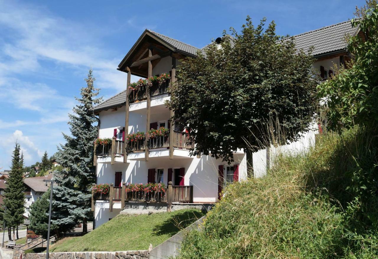 Apartments Casa Metz Santa Cristina Val Gardena Ngoại thất bức ảnh
